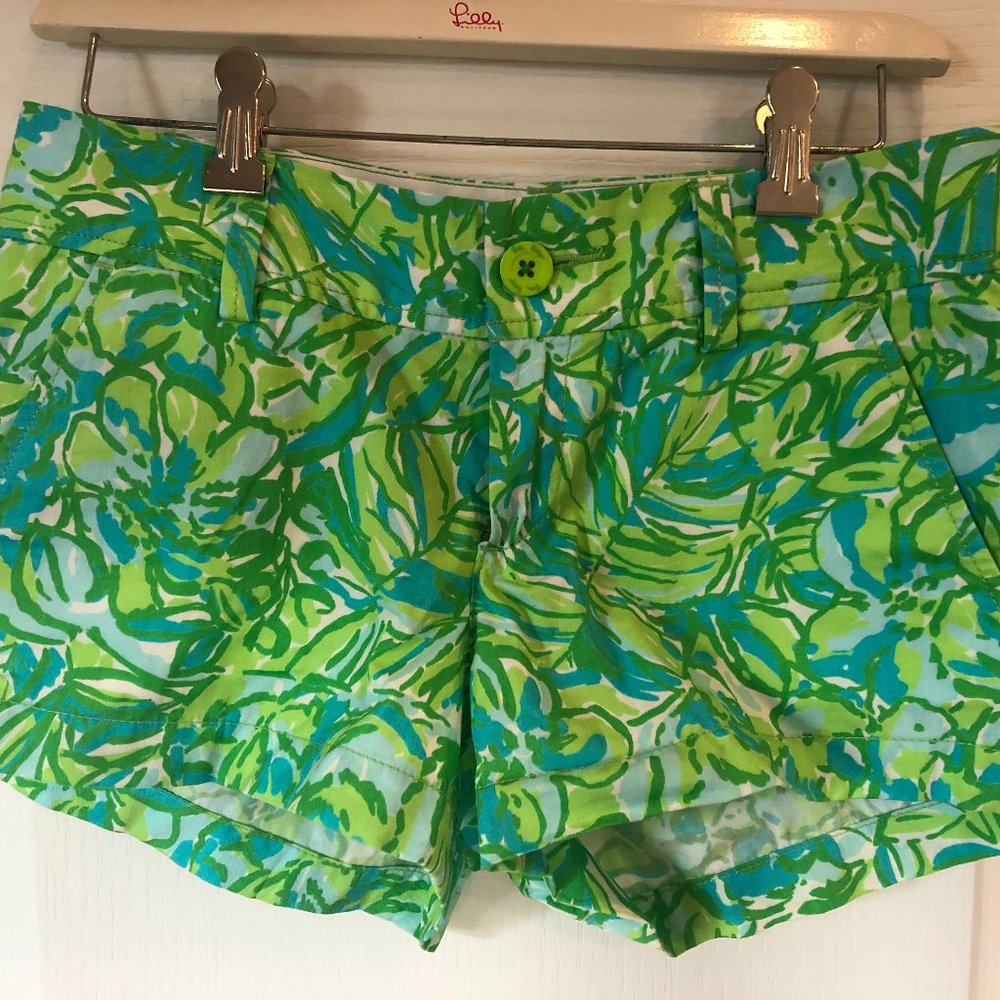 Lilly Pulitzer Tropical Palm Leaf Print Walsh Shorts